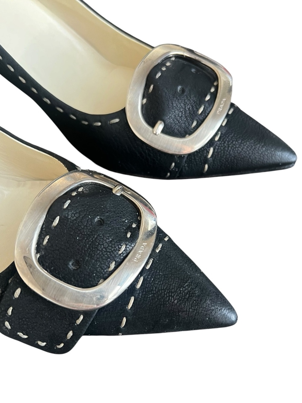 Prada Women’s Vintage Y2K Silver Buckle Black Leather Point Toe Heels Size 40 - Picture 5 of 10